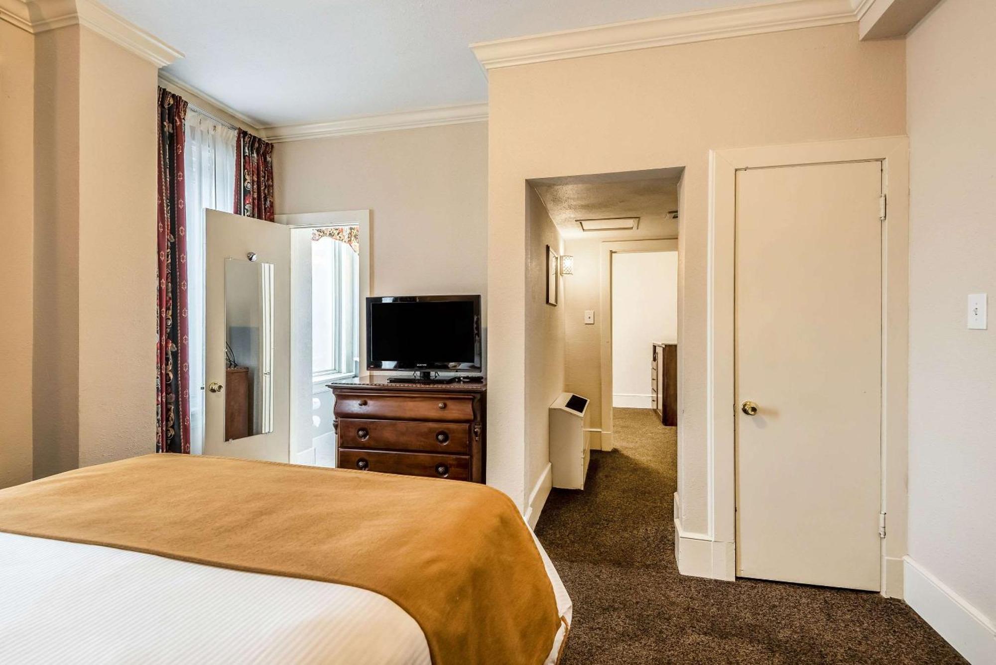 Hotel Bothwell Sedalia Central District, Ascend Hotel Collection Luaran gambar