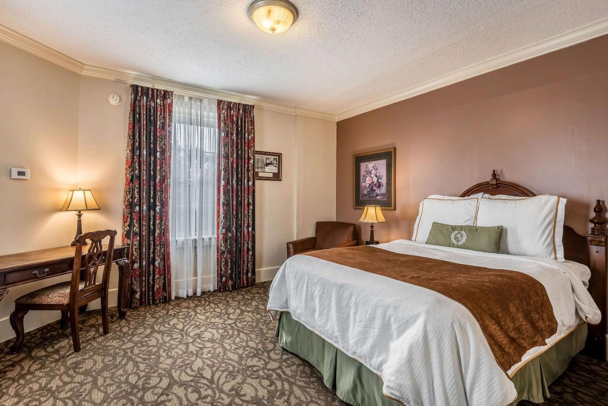 Hotel Bothwell Sedalia Central District, Ascend Hotel Collection Luaran gambar